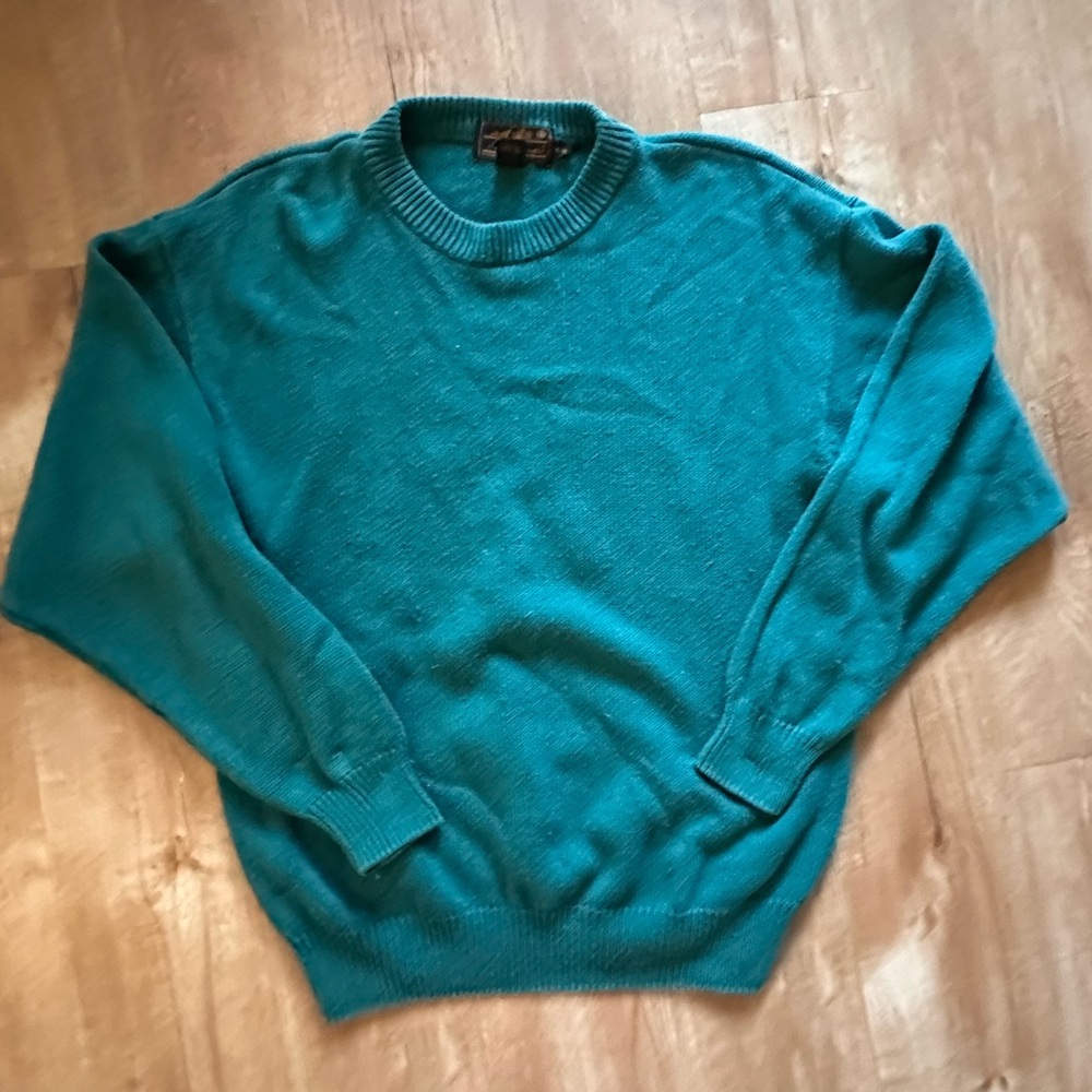Eddie Bauer Men's Teal Crewneck Sweater